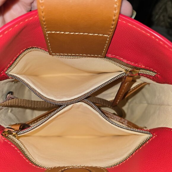 Dooney & Bourke Raleigh Small Roxy Leather shoulder Bag in Geranium & Wallet - Picture 11 of 16